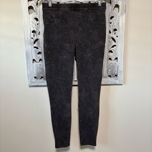SPANX Jean-ish Ankle Legging Dark Gray Acid Wash Flattering Jegging